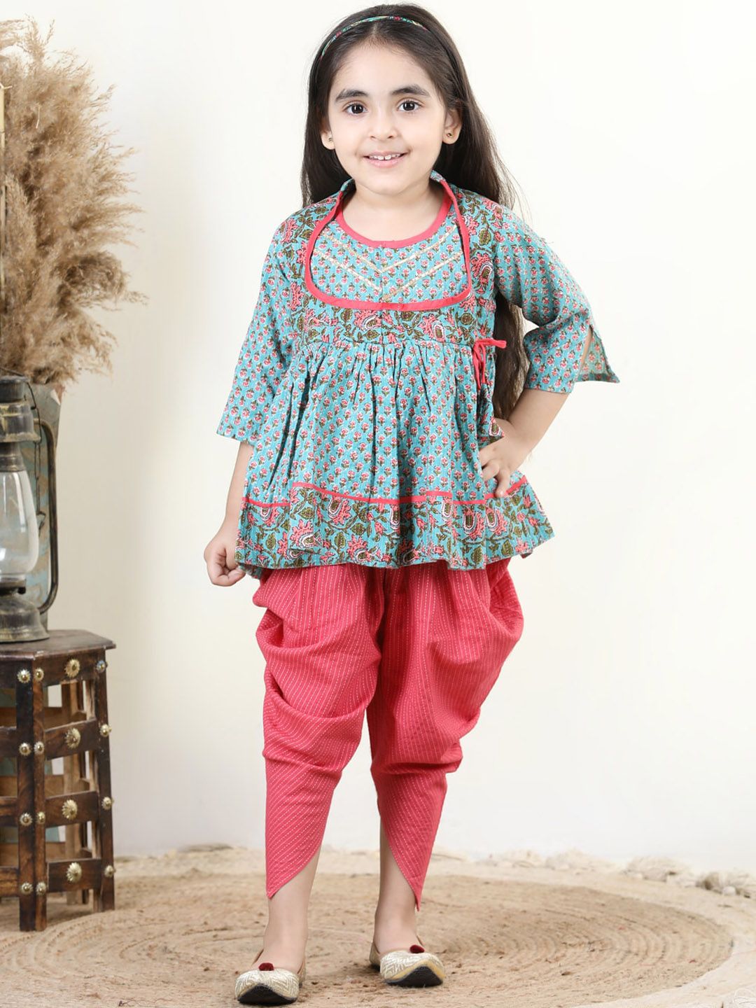 here&now x kinder kids Kinder Kids Girls Ethnic Motifs Printed Pure Cotton Kurti with Dhoti Pants-picture-37