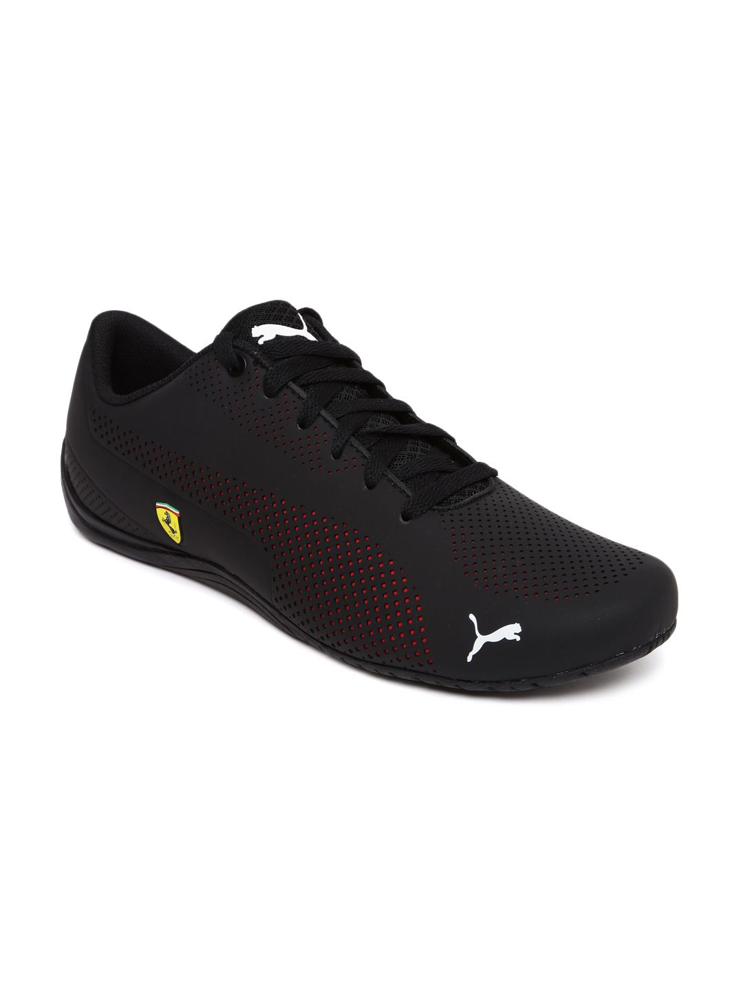 PUMA Motorsport Men Black Scuderia Ferrari Drift Cat 5 Ultra Sneakers