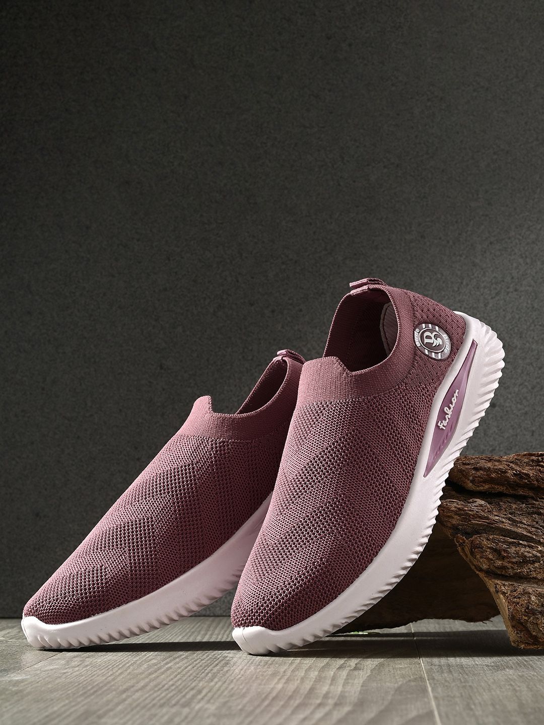 BIRDE Women Textured Mesh Comfort Insole Slip-On Sneakers-picture-14