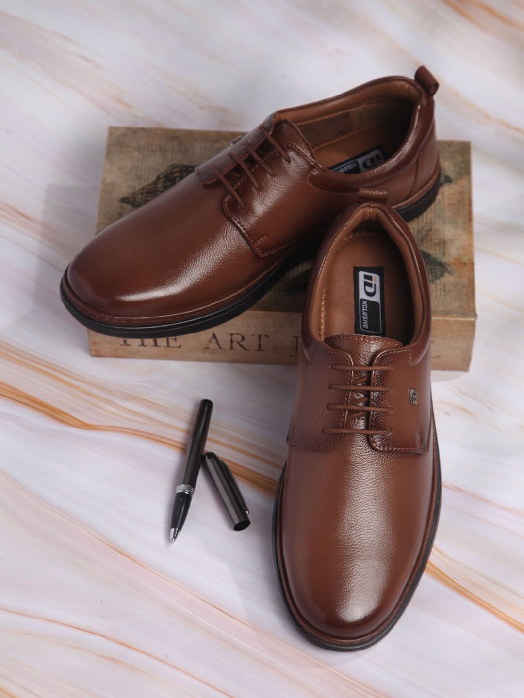 ID Men Textured Leather Formal Derby Shoes-picture-25