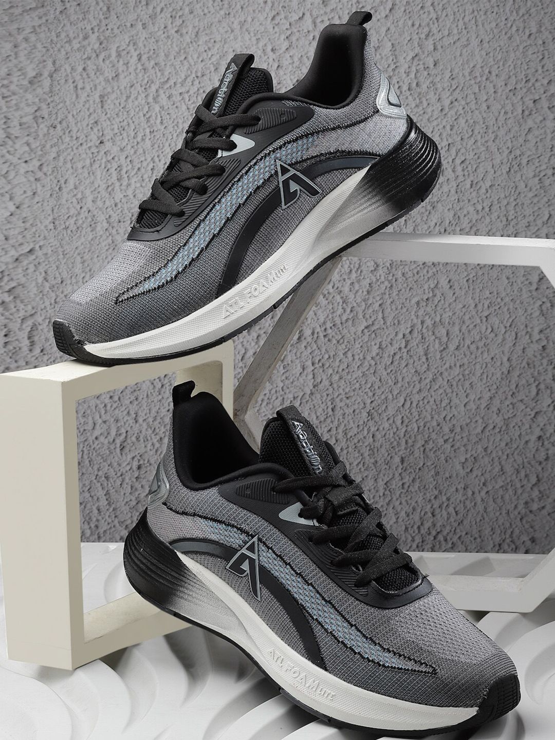 Action Men Mesh Running Shoes-image-7