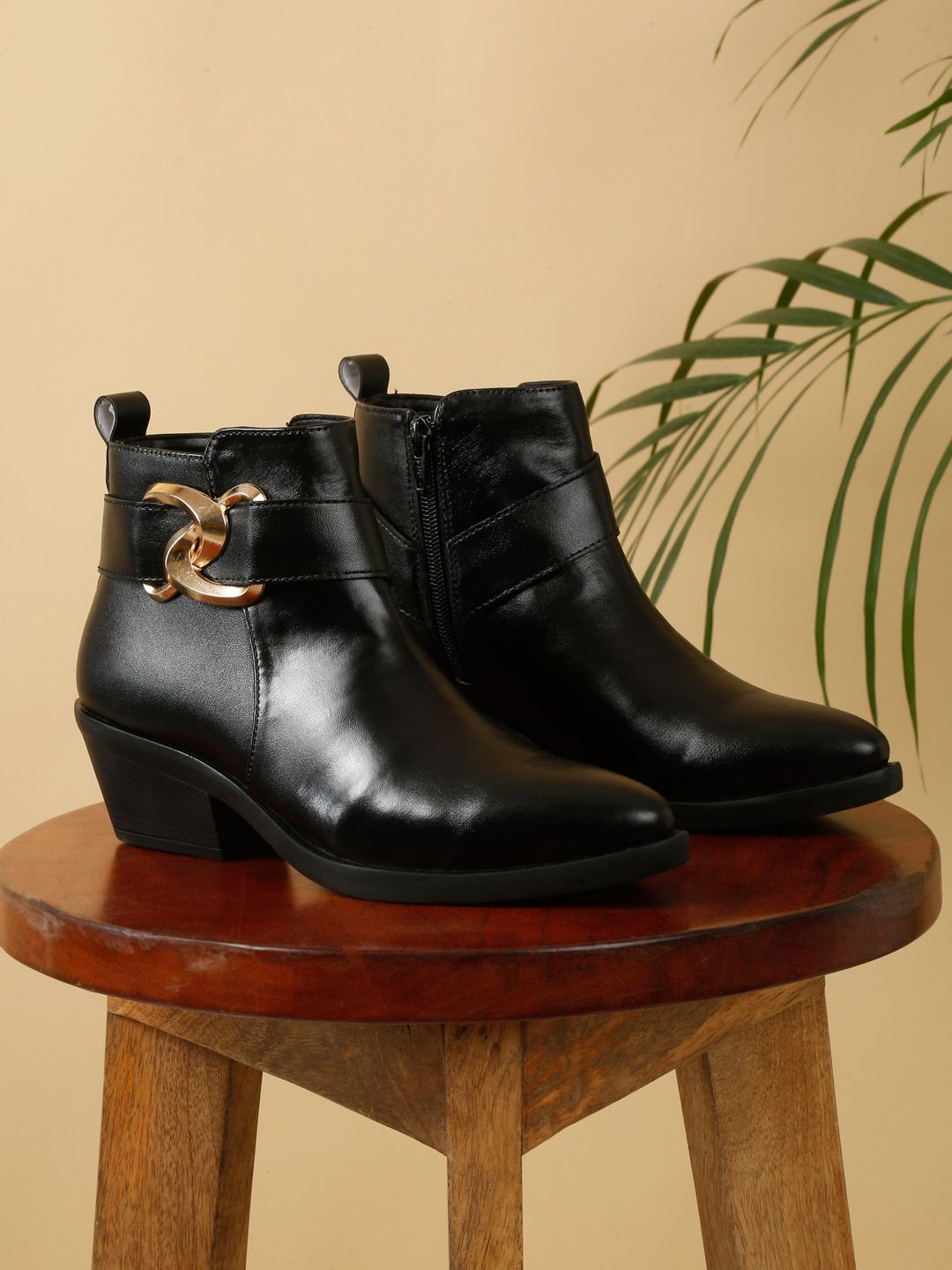 Flat n Heels Women Mid-Top Regular Boots