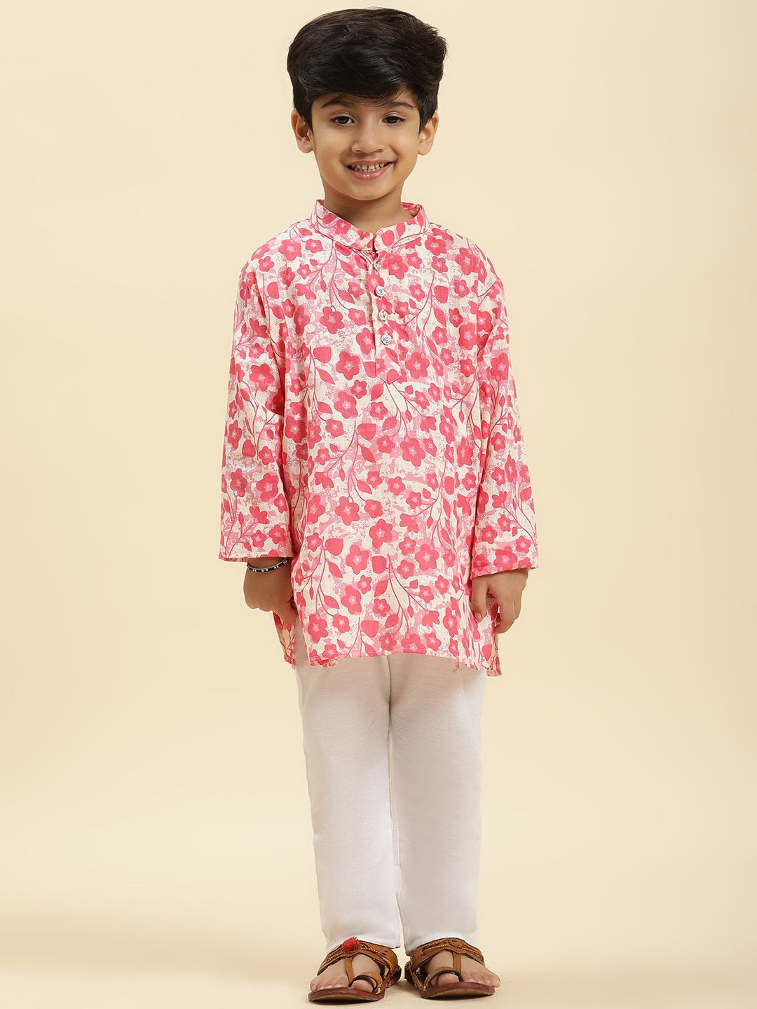 Stuffie Land Boys Floral Printed Regular Pure Cotton Kurta with Pyjamas-picture-14