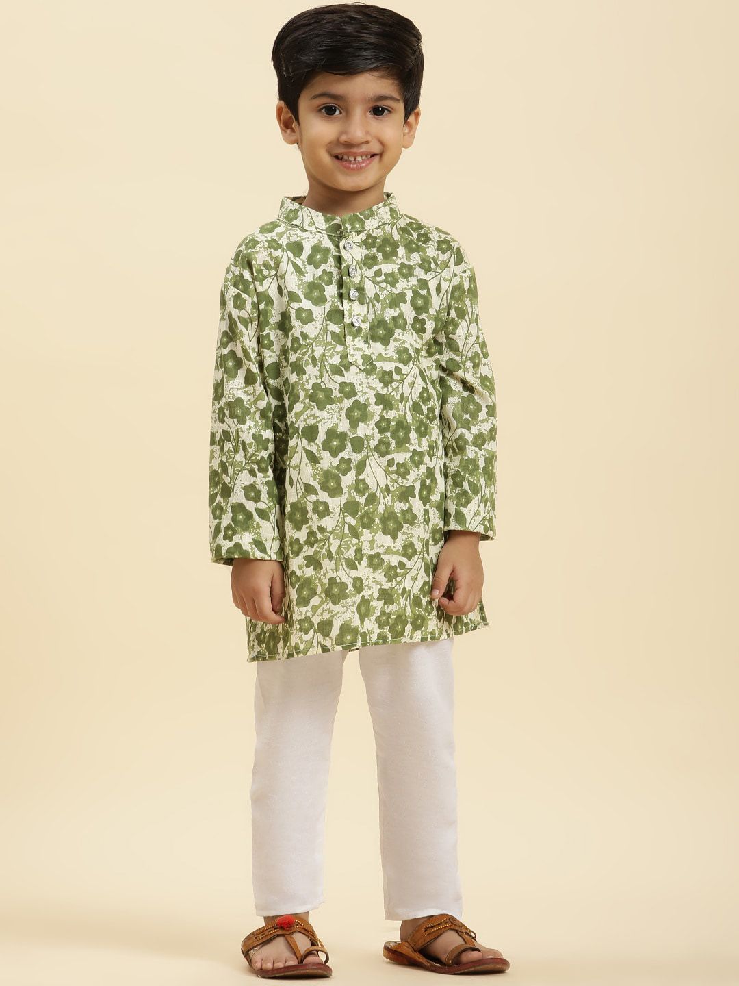 Stuffie Land Boys Floral Printed Regular Pure Cotton Kurta with Pyjamas-picture-12