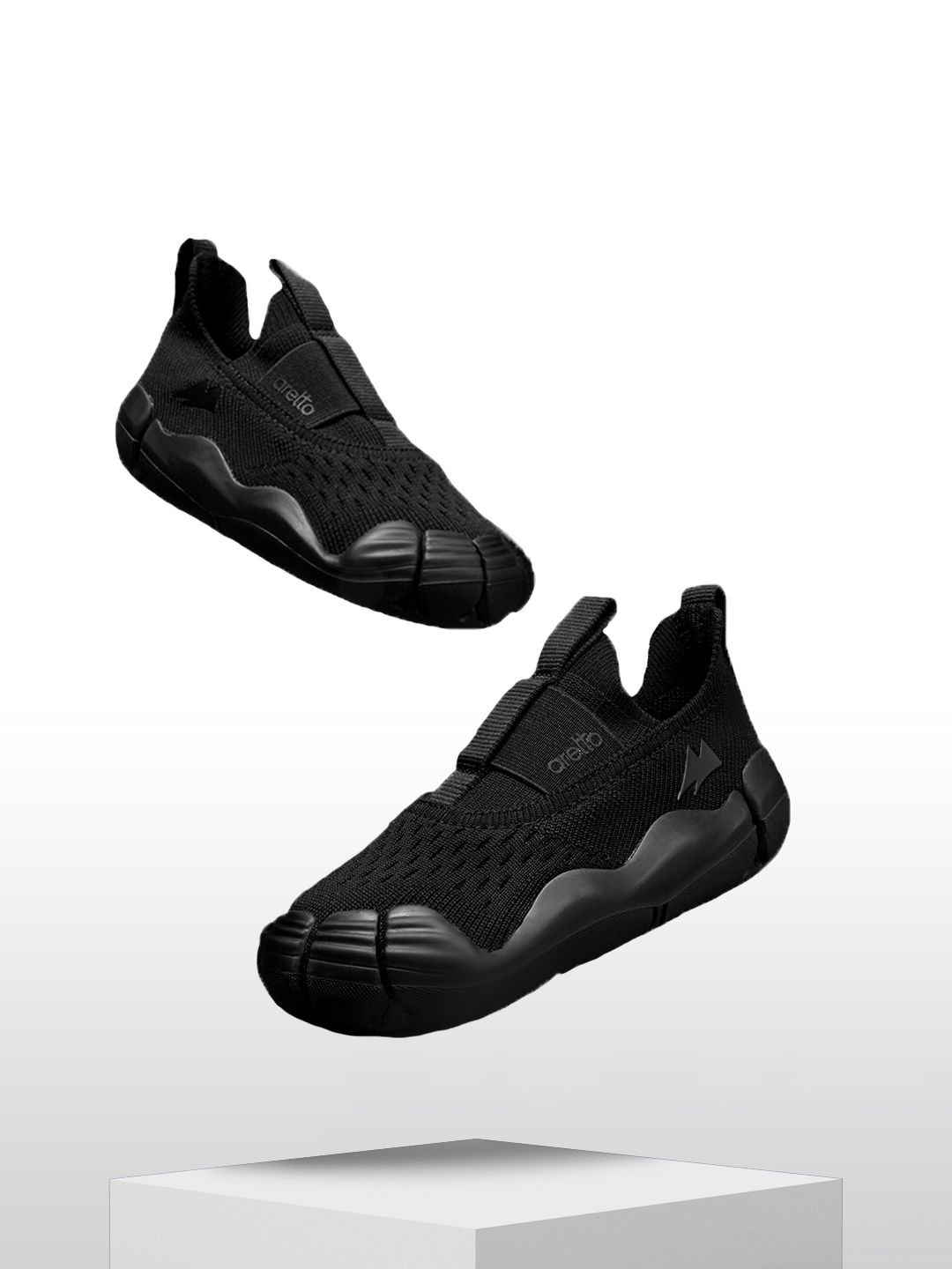 Aretto Kids Expanding Everyday Wear Breathable Anti-Skid & Enhanced Grip Slip-On Shoes