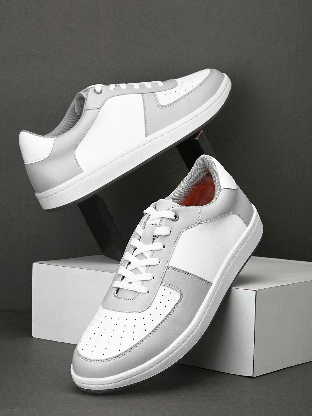 hrx white sneakers