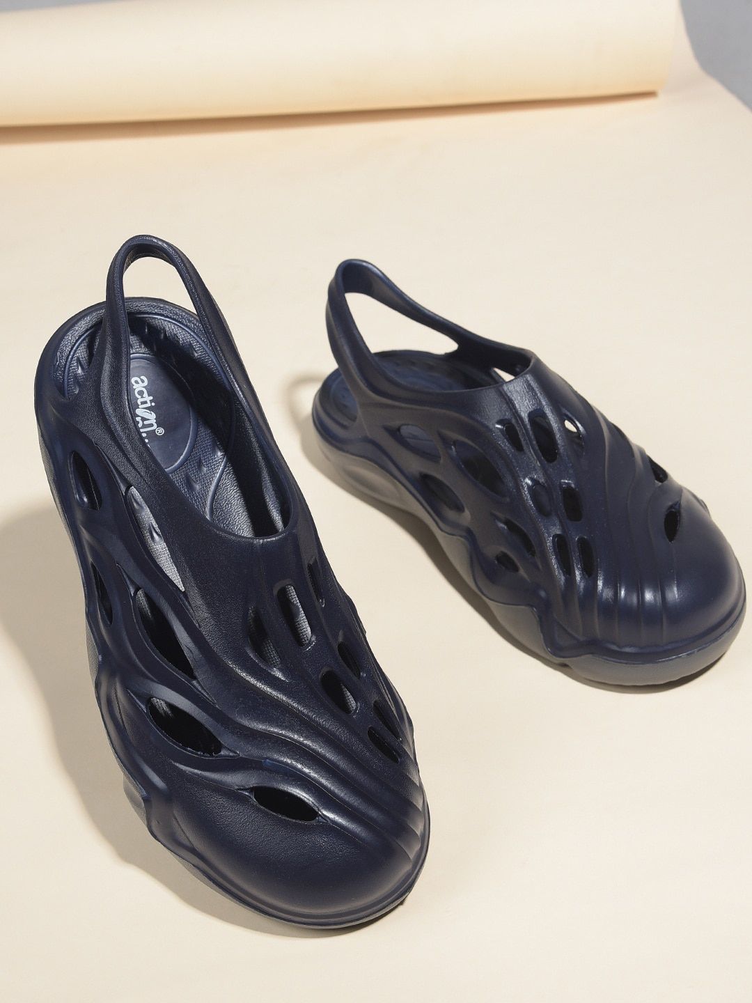 Action EVA Flotter Men Self Design Clogs-picture-28