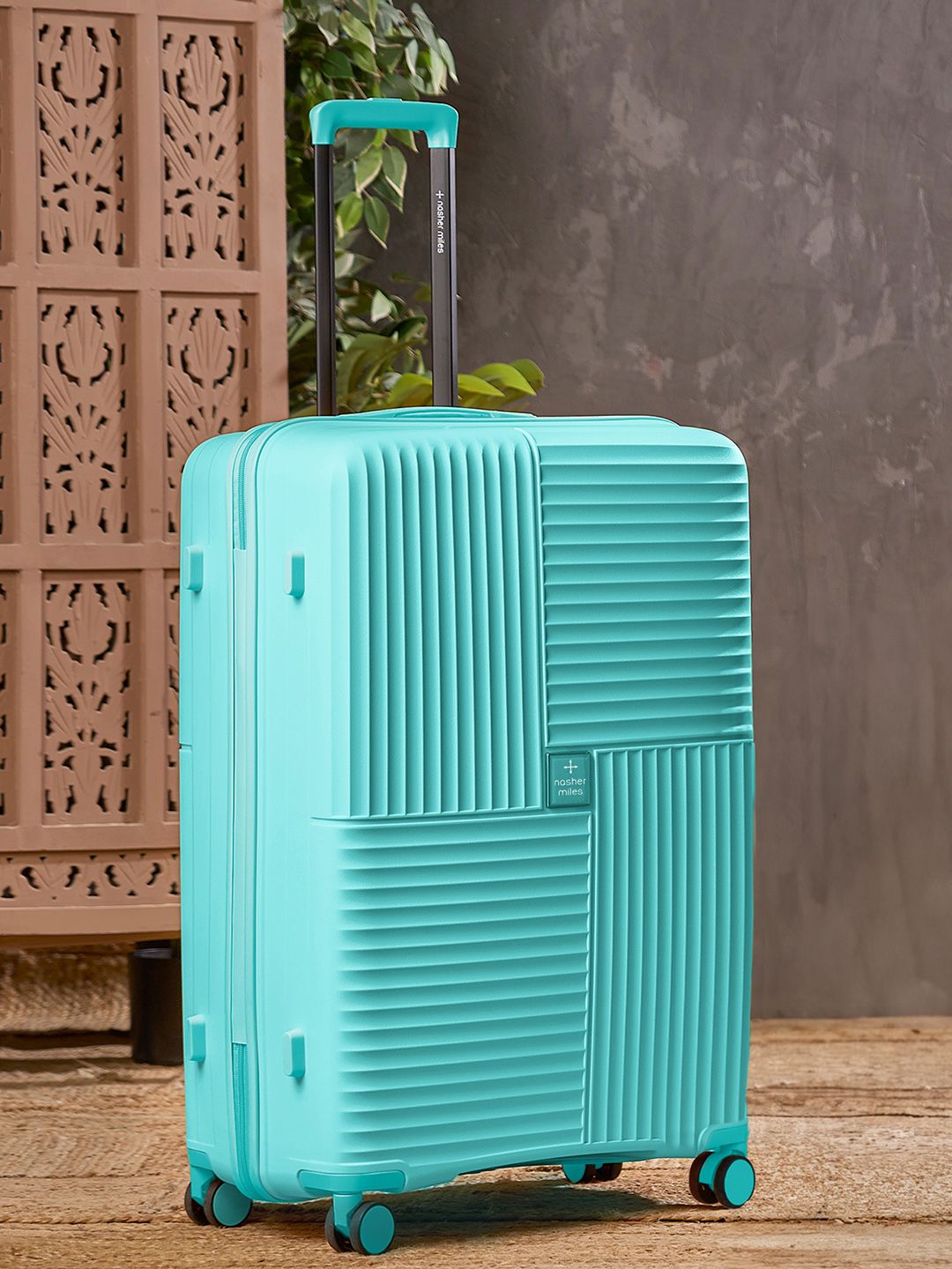 Nasher Miles Blue Hard-Sided Large Trolley Bag-picture-34