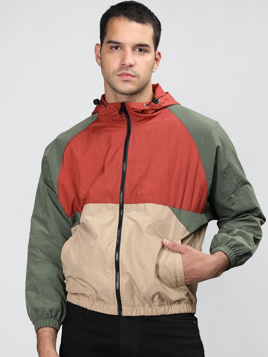 CHKOKKO Colourblocked Hooded Windcheater Sporty Jacket-image-5