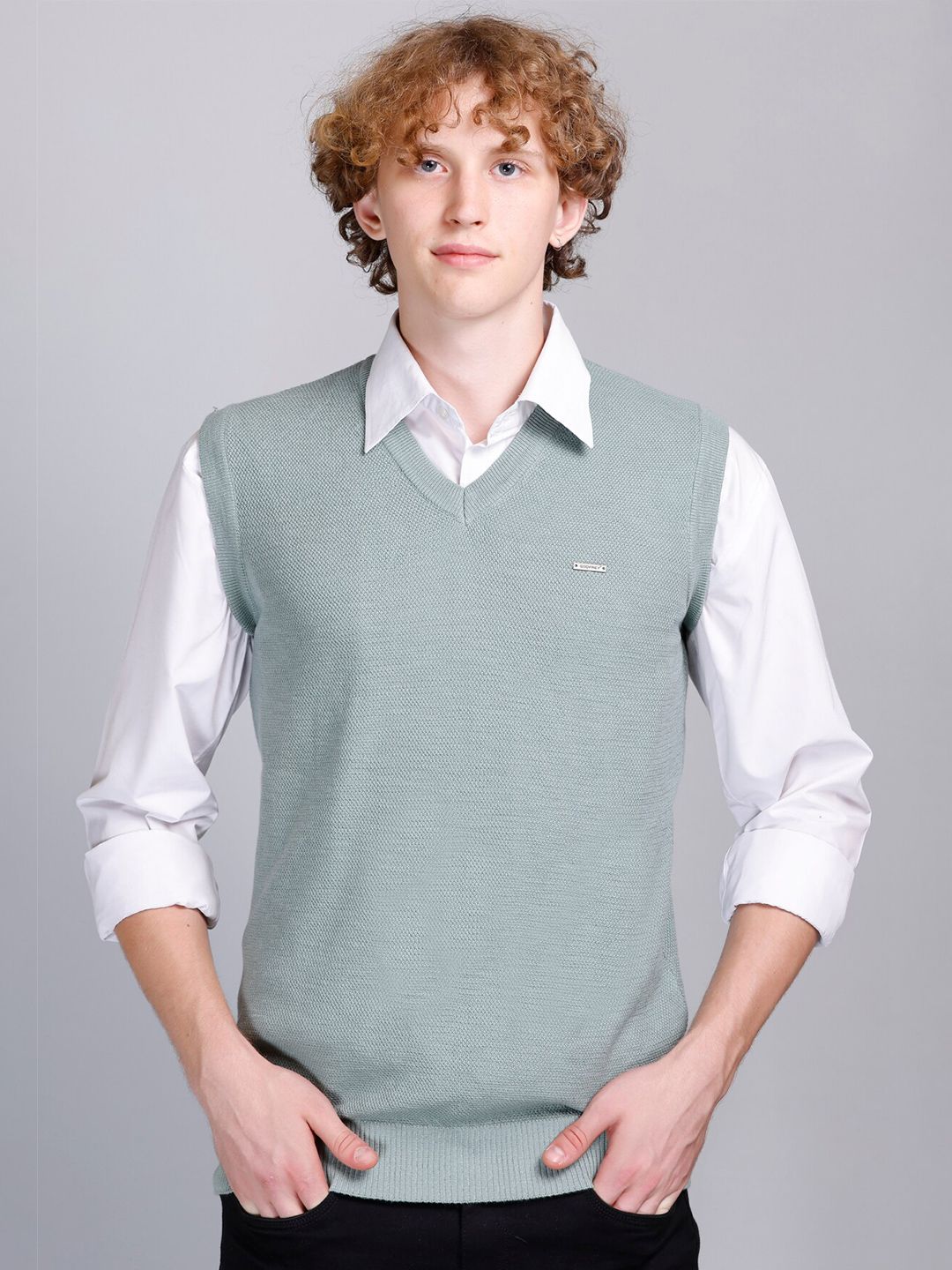 GODFREY V-Neck Woollen Sweater Vest-picture-39