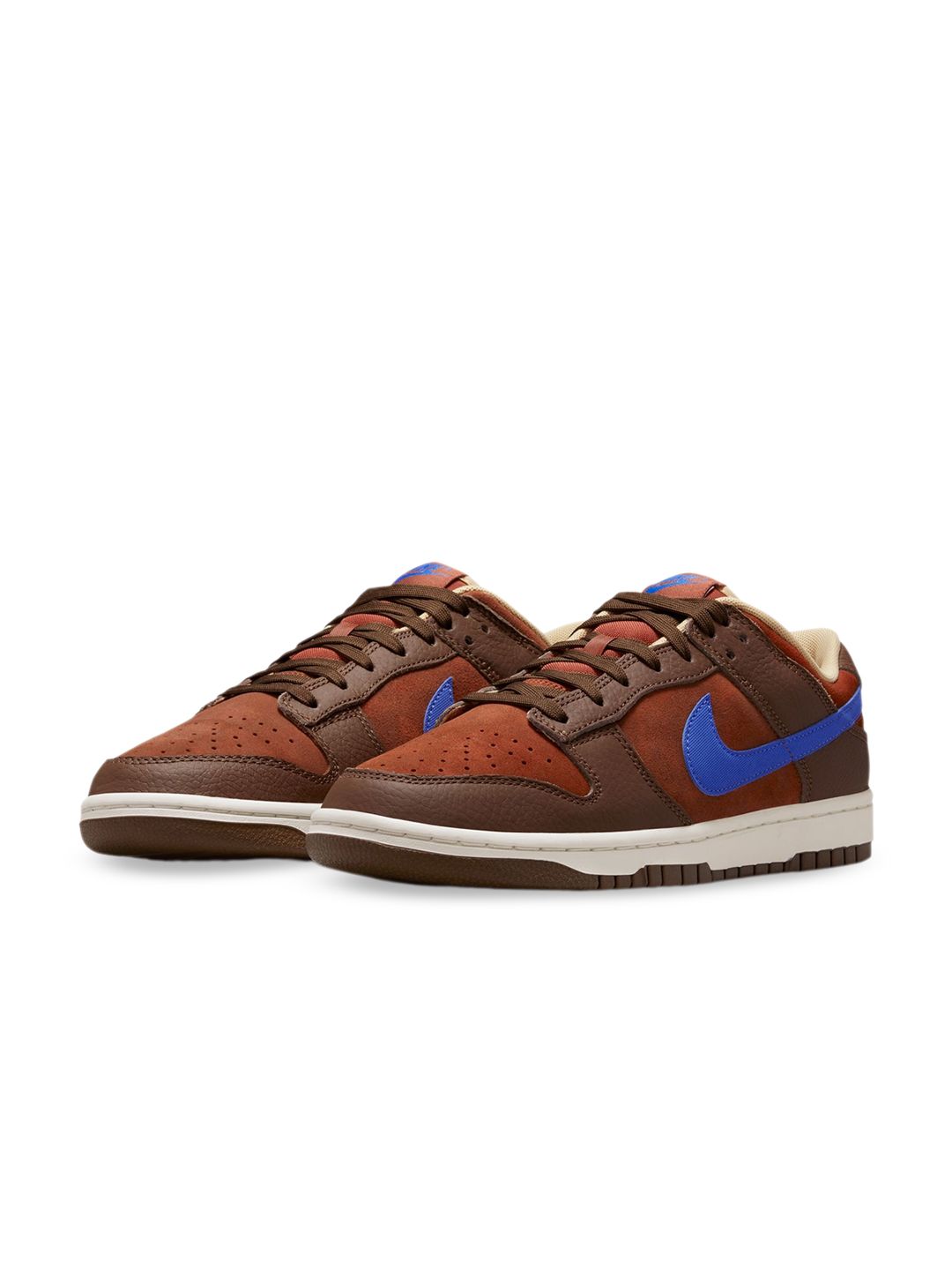 Nike Men Dunk Low Retro Premium Sneakers