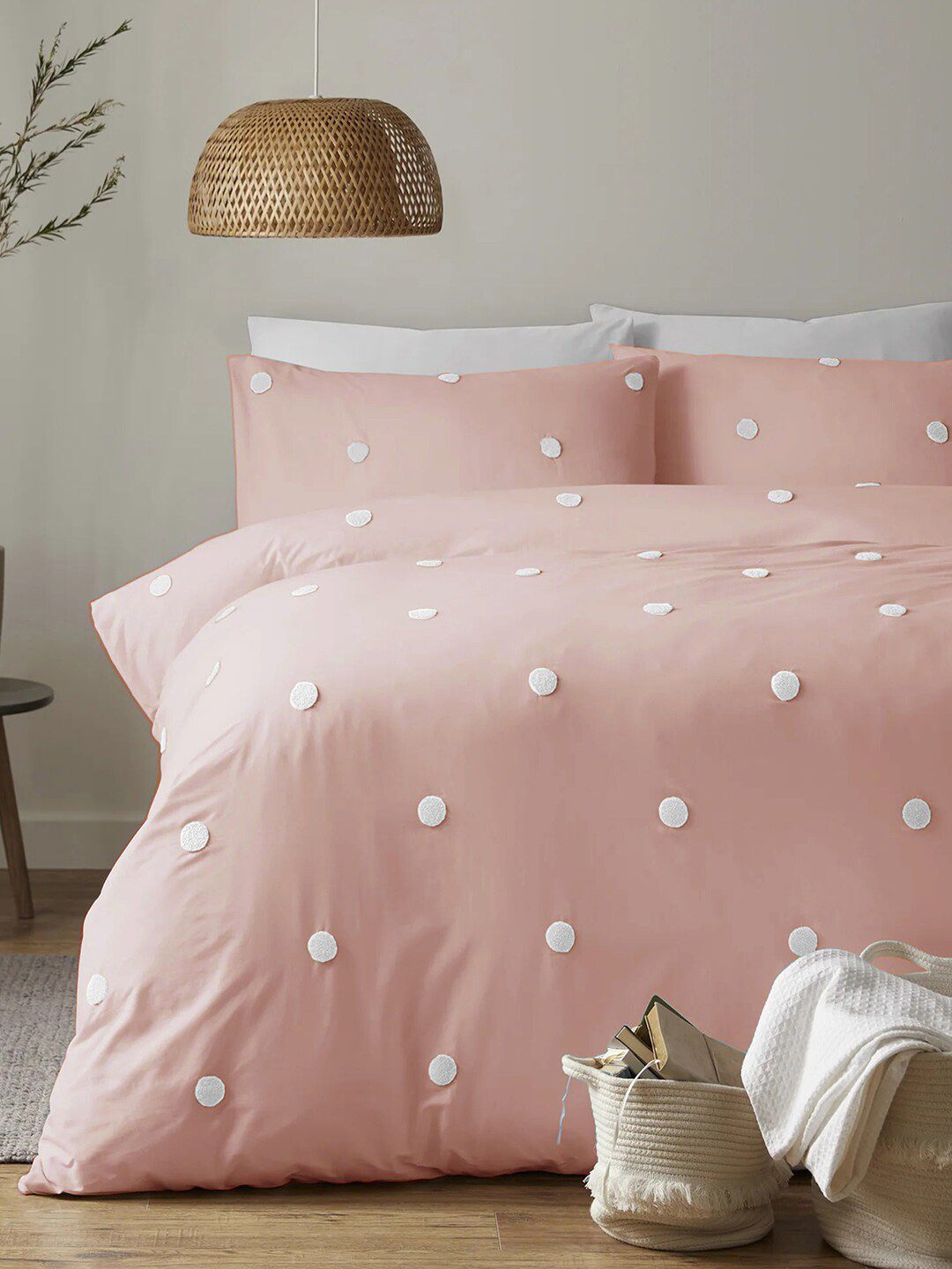THE WHITE MOSS Coral Pink Heavy Winter 150 GSM Double Bed Comforter With 2 Pillow Covers-image-49