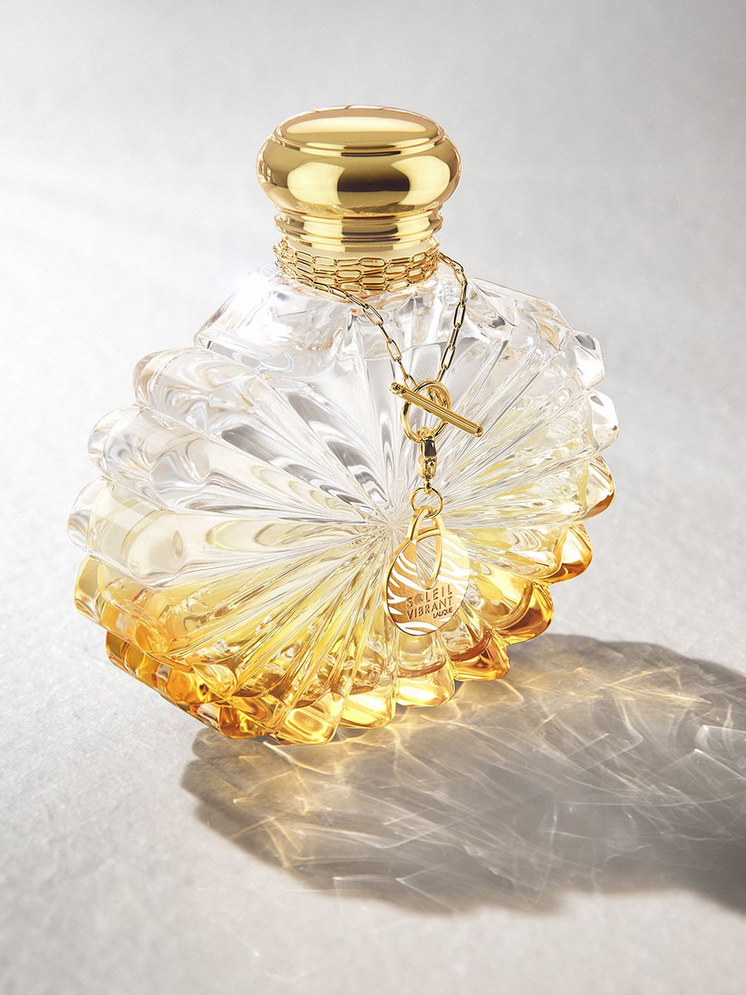 Lalique Soleil Vibrant Women Eau de Parfum Vapourisatuer Natural Spray- 100ml-image-15