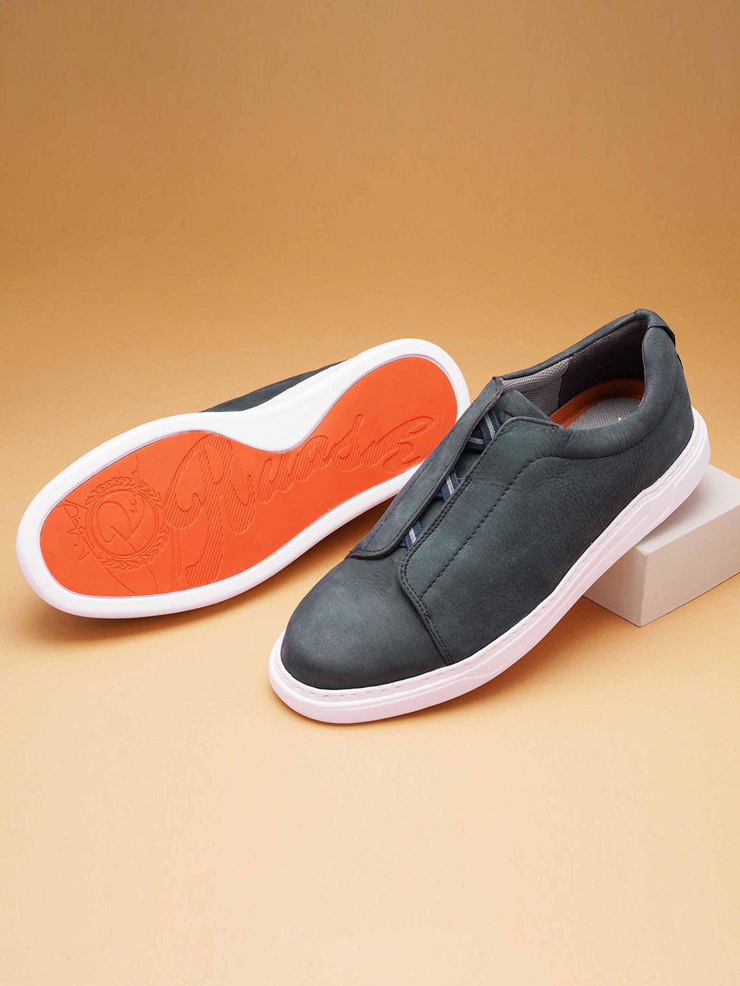 Ruosh Men Nubuck Comfort Insole Basics Slip-On Sneakers-picture-11