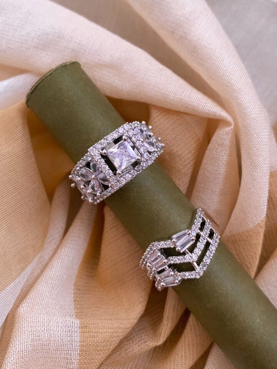 ATIBELLE Set of 2 Silver Plated Floral Shaped Cubic Zirconia Studded Rings