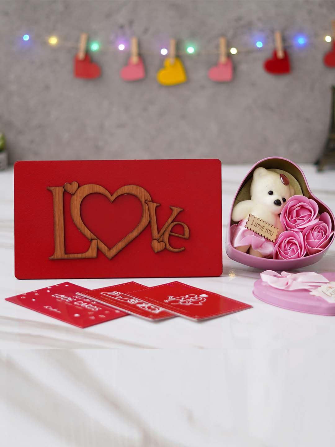 eCraftIndia 14 Pieces Valentine Gift Set Box-image-45