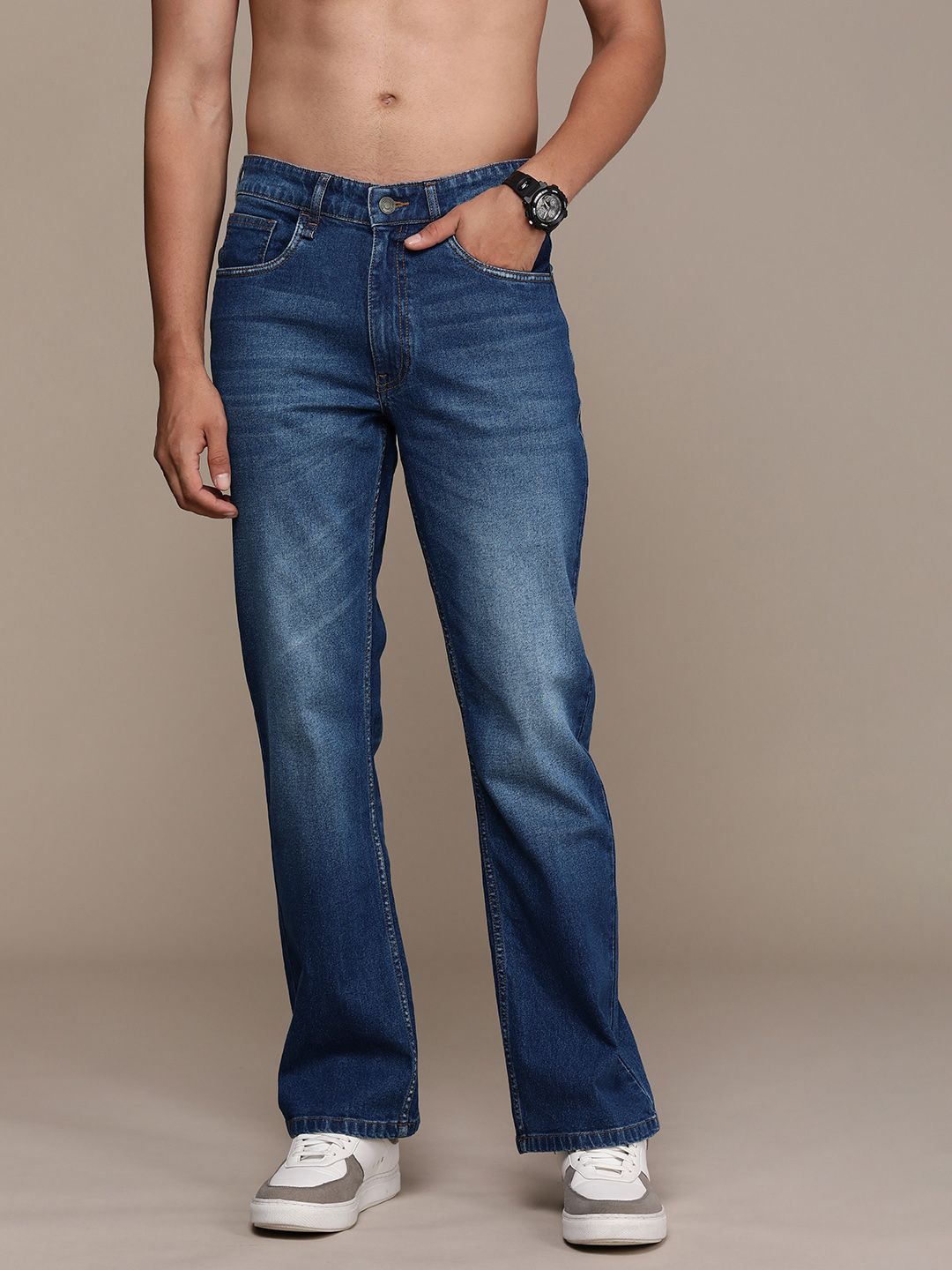 The Roadster Life Co. Men Bootcut Light Fade Stretchable Jeans-picture-12