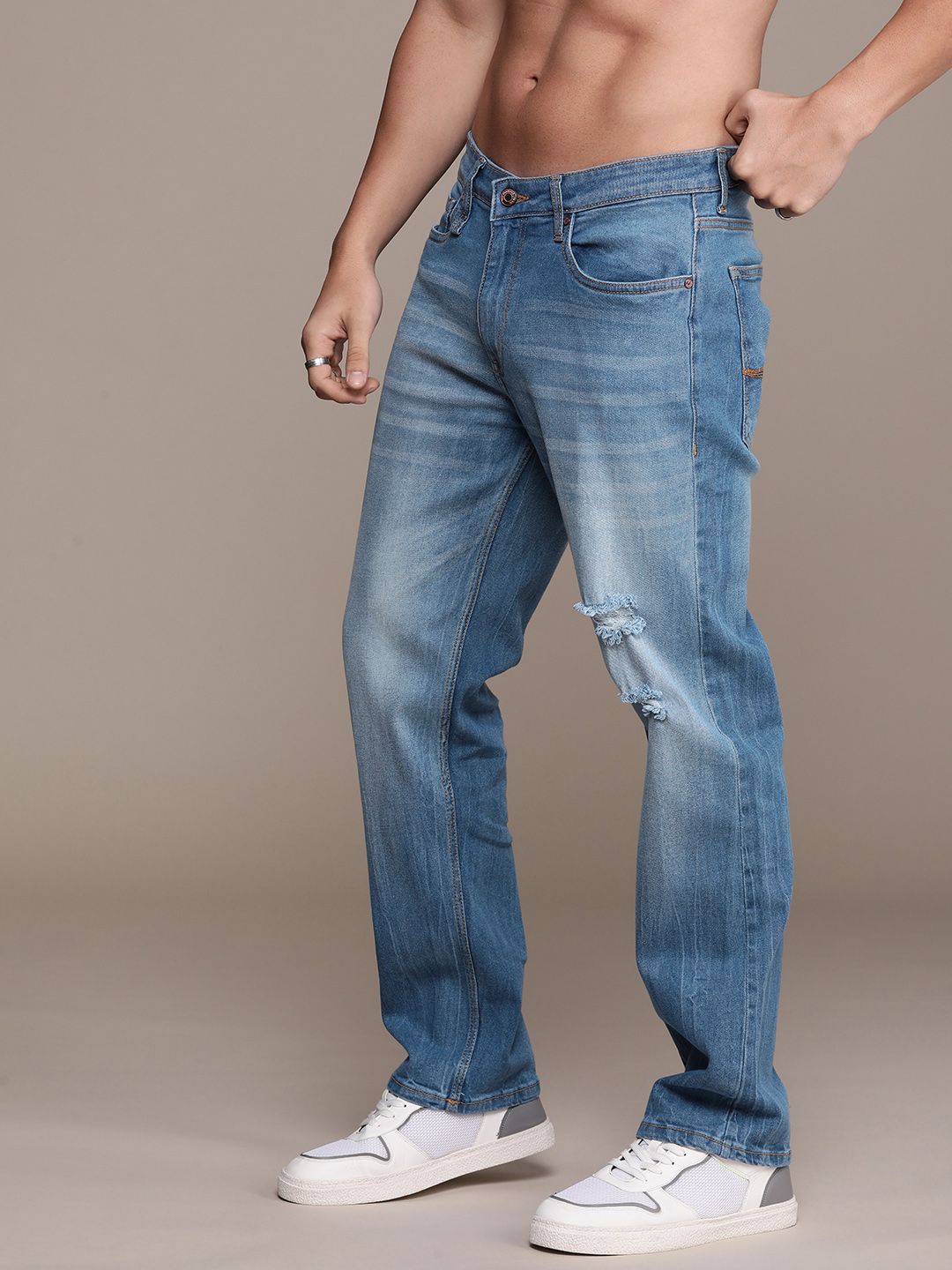 The Roadster Life Co. Men Regular Fit Low Distress Heavy Fade Stretchable Jeans-picture-33