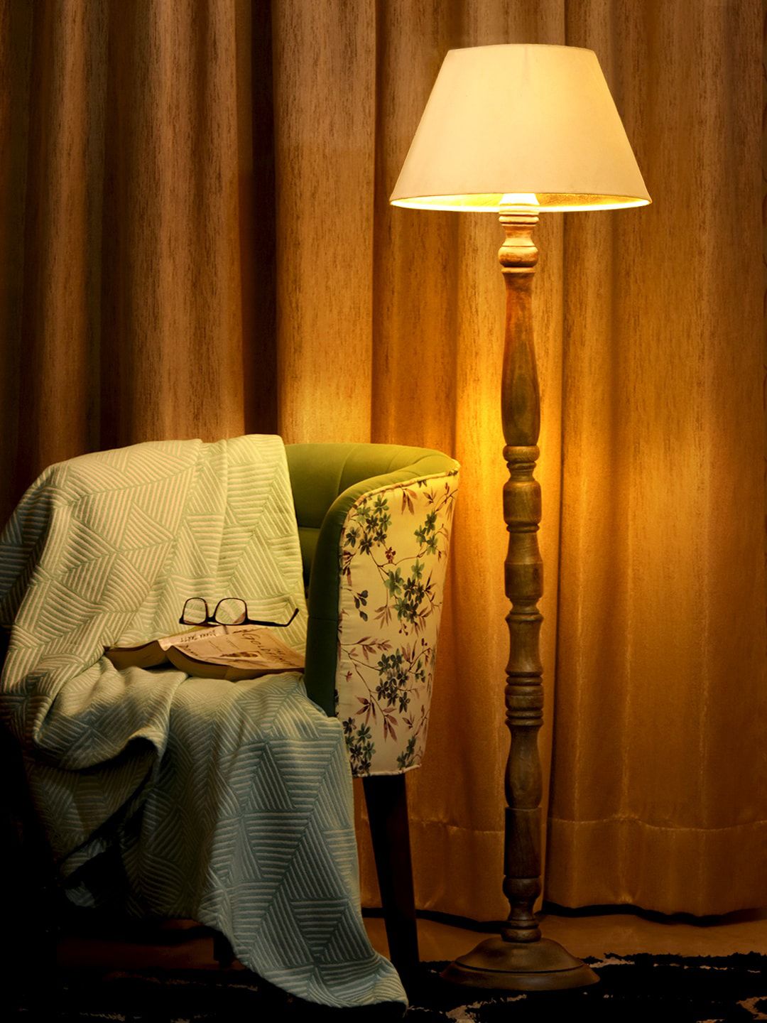 green girgit Brown Frustum Shape Lamp With Taper Shade