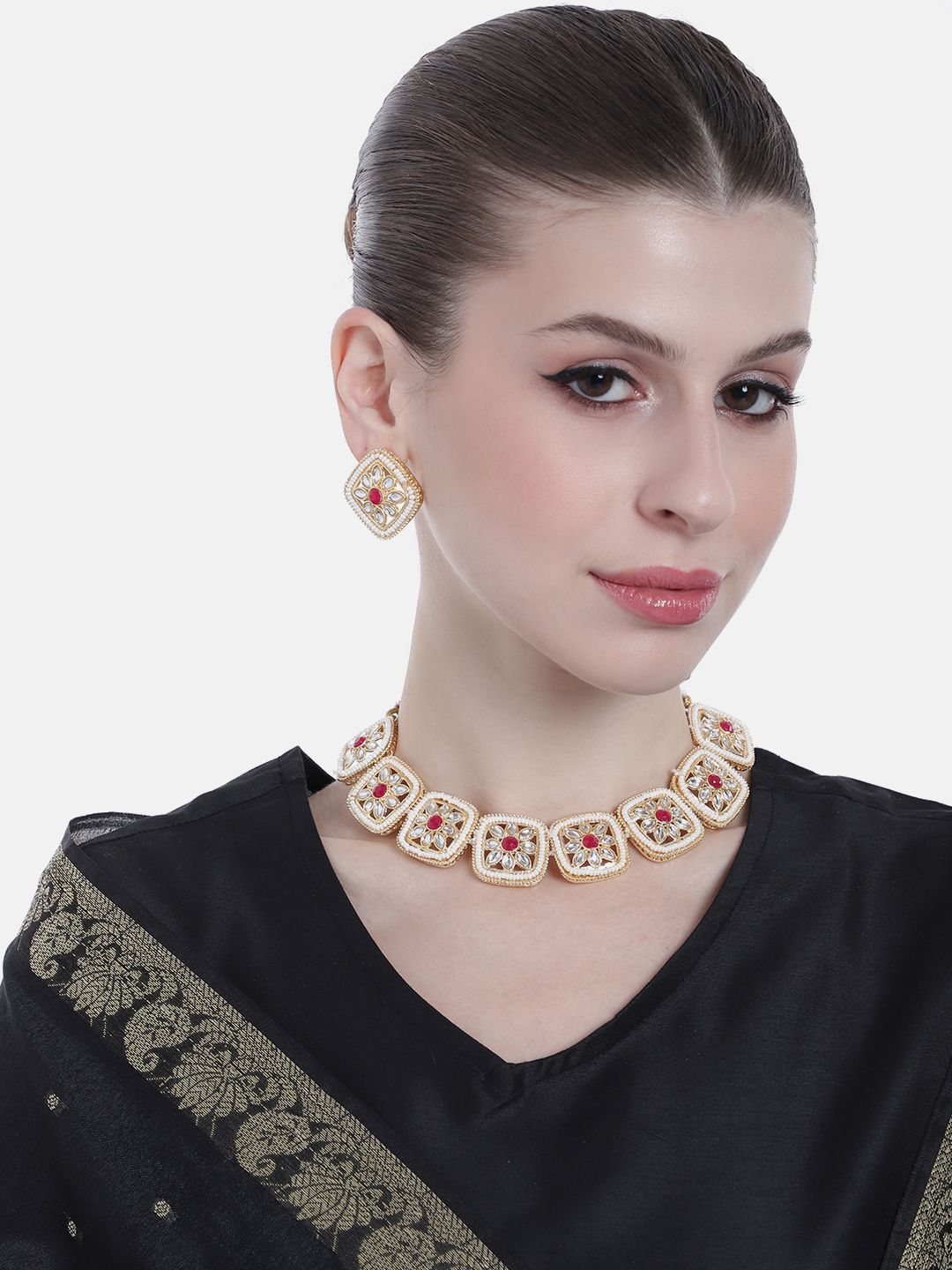 Estele Gold-Plated Kundan-Studded & Pearls Beaded Jewellery Set-picture-29