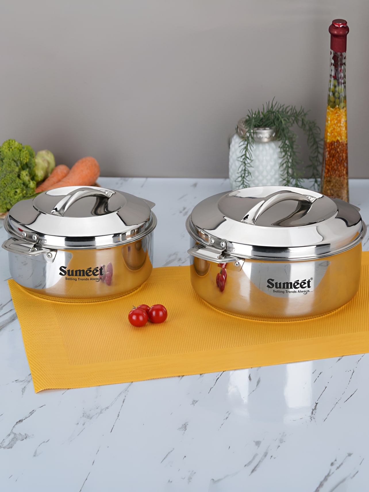 Sumeet Stainless Steel Double Wall Insulated Serving Casserole - 1.6 L