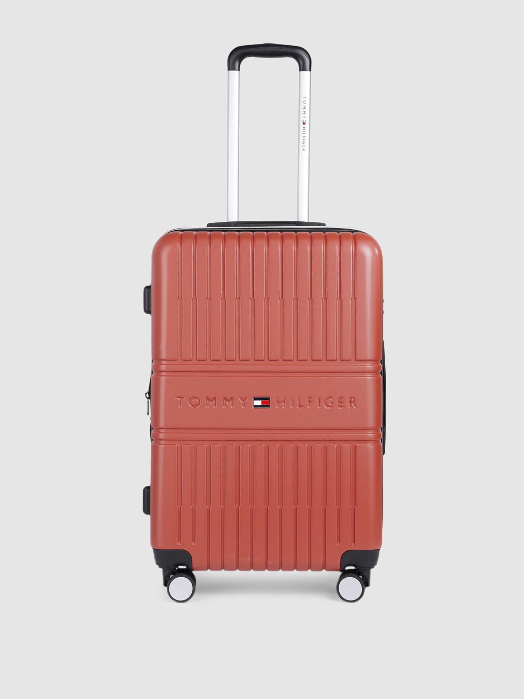 Tommy hilfiger hard discount luggage