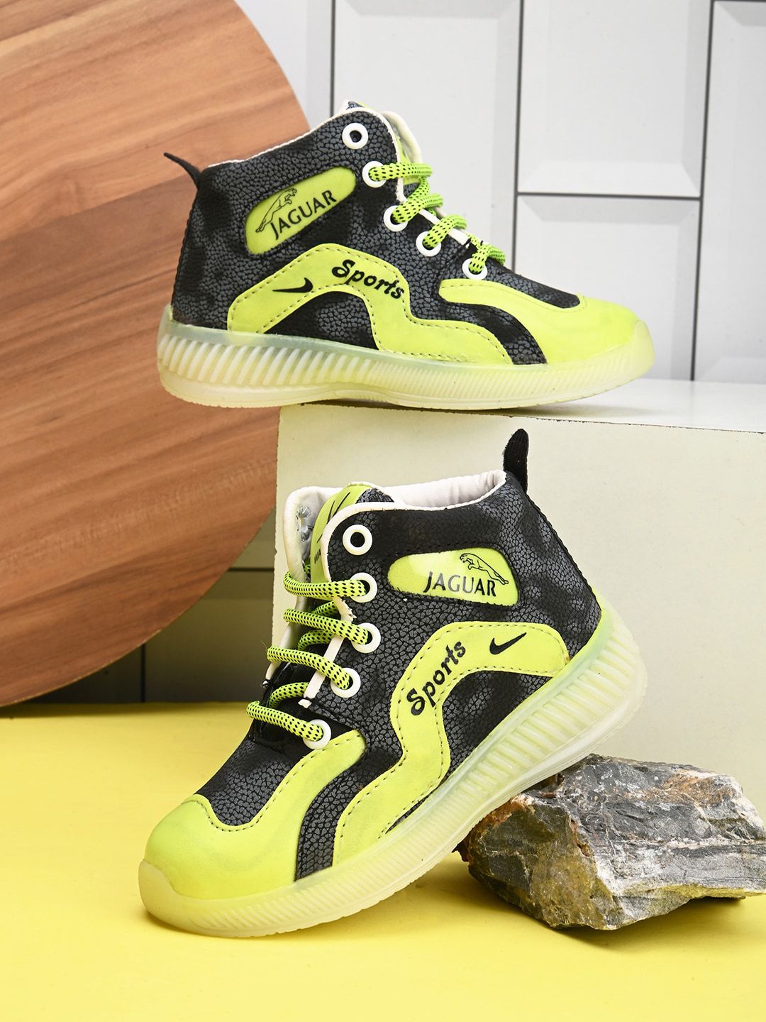 BAESD Kids Colourblocked LED Lightweight Mid-Top Sneakers-picture-37