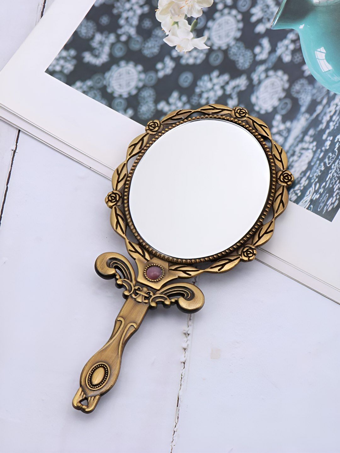 YELONA Metallic Toned Vintage Folding Makeup Hand Mirror