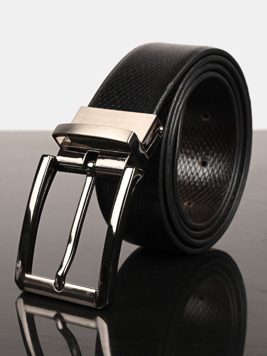BuckleUp Men Textured Leather Belt-picture-53