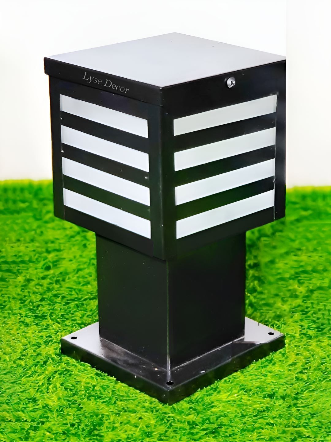 Lyse Decor Black & White Textured Ice Cube Pole Outdoor Lamp-picture-32