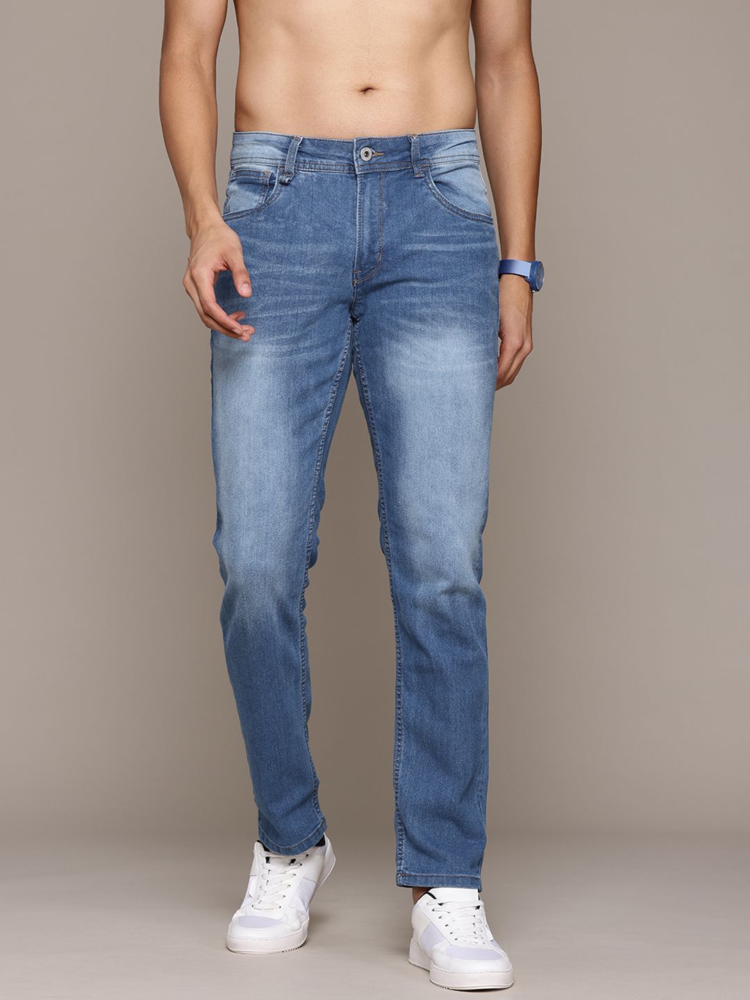 Roadster The Life Co. Men Slim Fit Light Fade Stretchable Jeans-picture-11