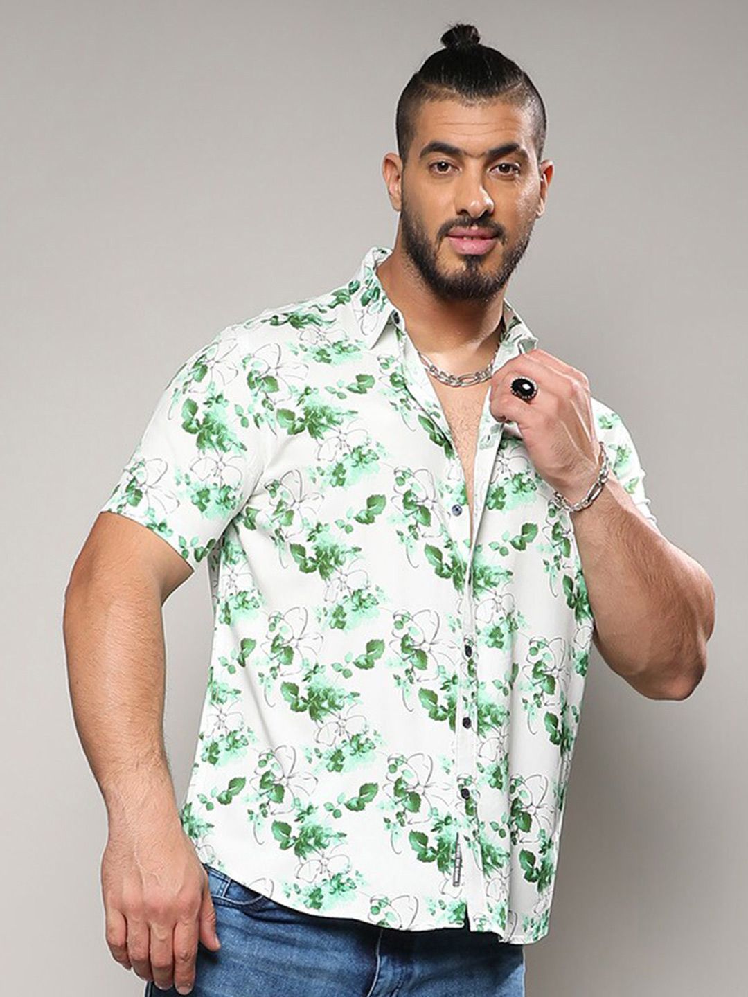 Instafab Plus Size Classic Floral Printed Casual Shirt-picture-16