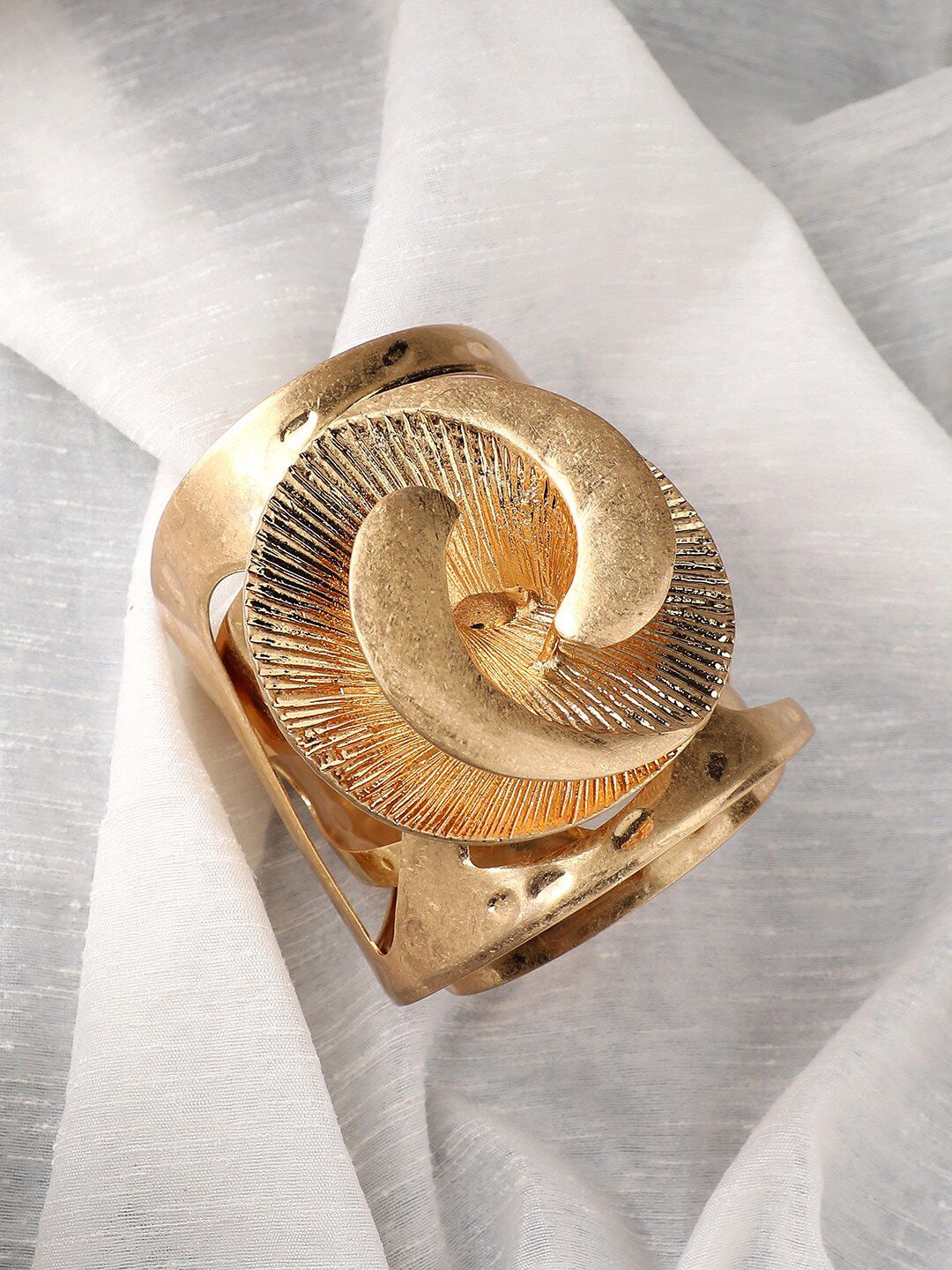 SOHI Gold Plated Bracelet-picture-41