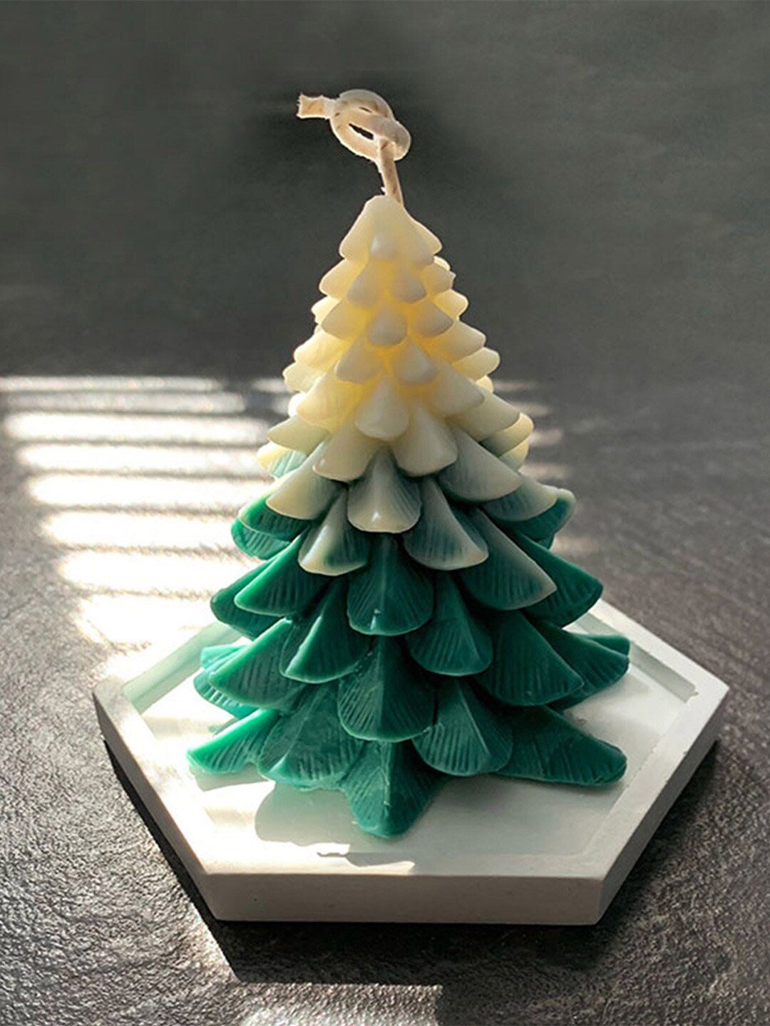 Aromatic Fables White & Green Scented Christmas Tree Candle-image-47