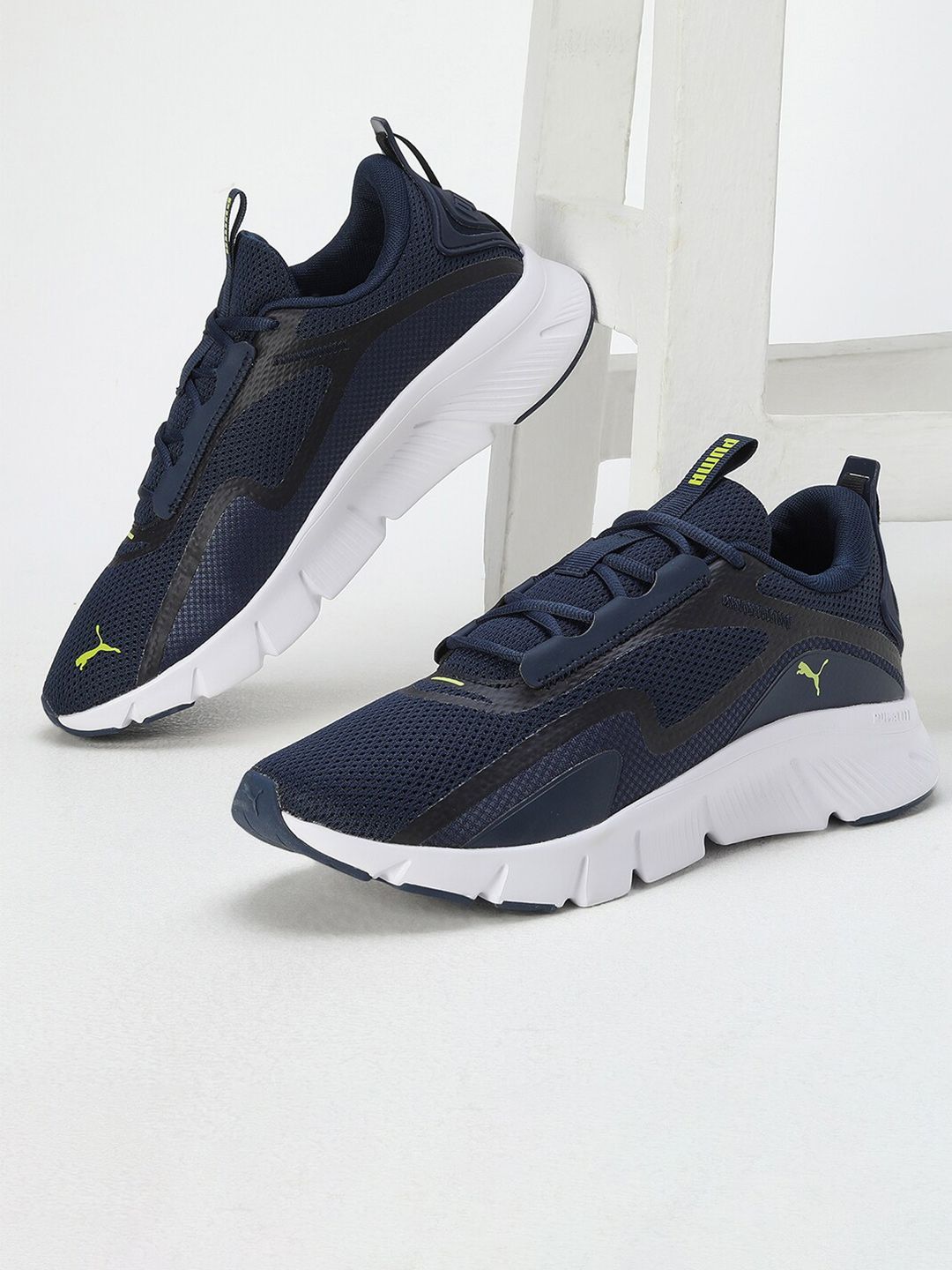 Puma Unisex FlexFocus Lite Textured Running Shoes