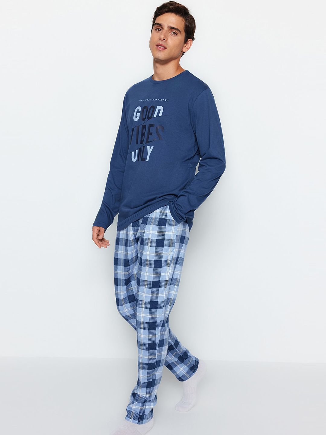 Trendyol Printed Pure Cotton Night suit-picture-30