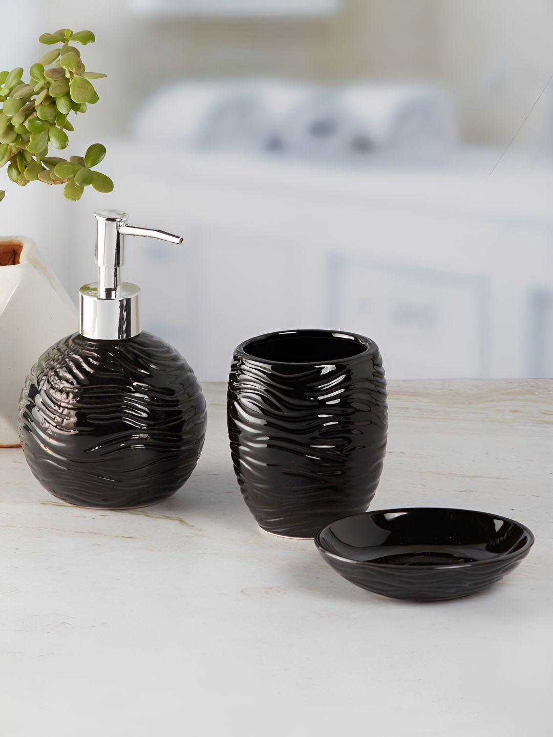 Kookee Black & Silver Toned 3 Pieces Ceramic Abstract Bath Accessories Set-picture-30