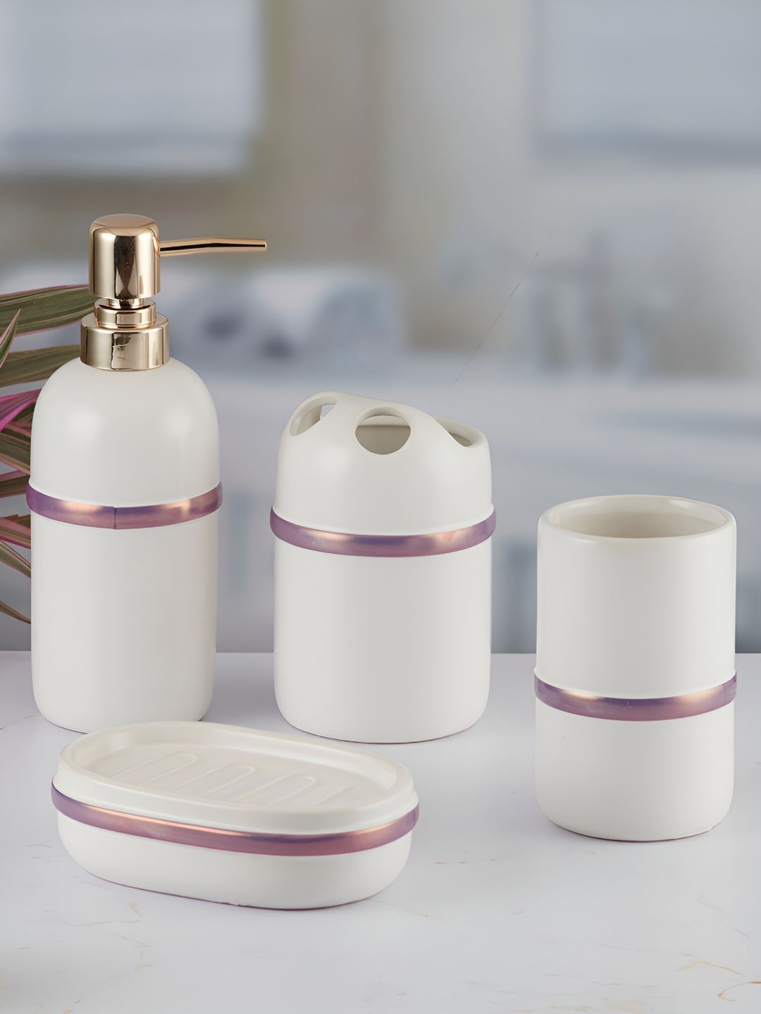 Kookee White & pink 4 pieces Abstract Ceramic Bath Accessories Set-picture-38