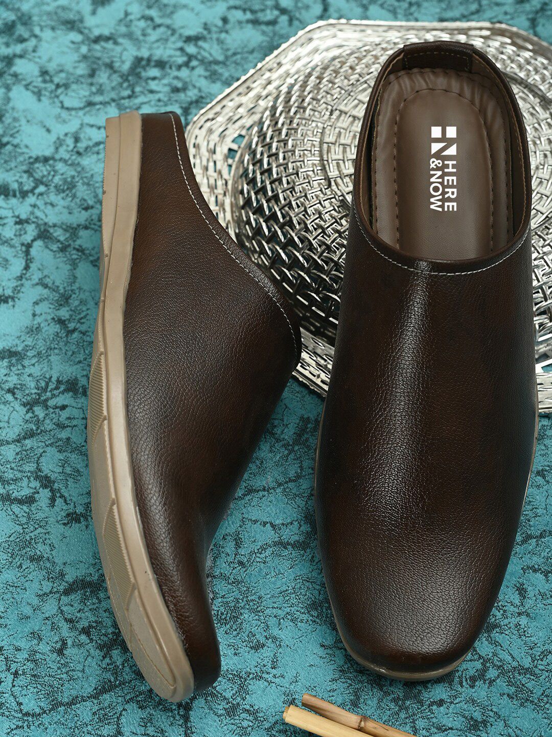 HERE&NOW Men Brown Textured Comfort Sandals-picture-17