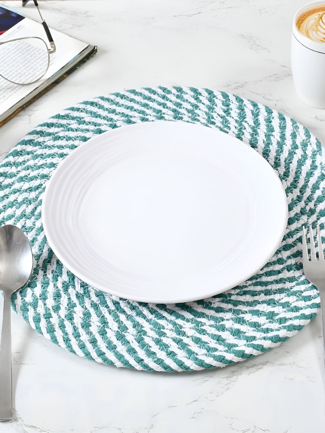 HOMADORN Teal Blue & White 4 Pieces Cotton Round Reversible Table Placemats-image-26