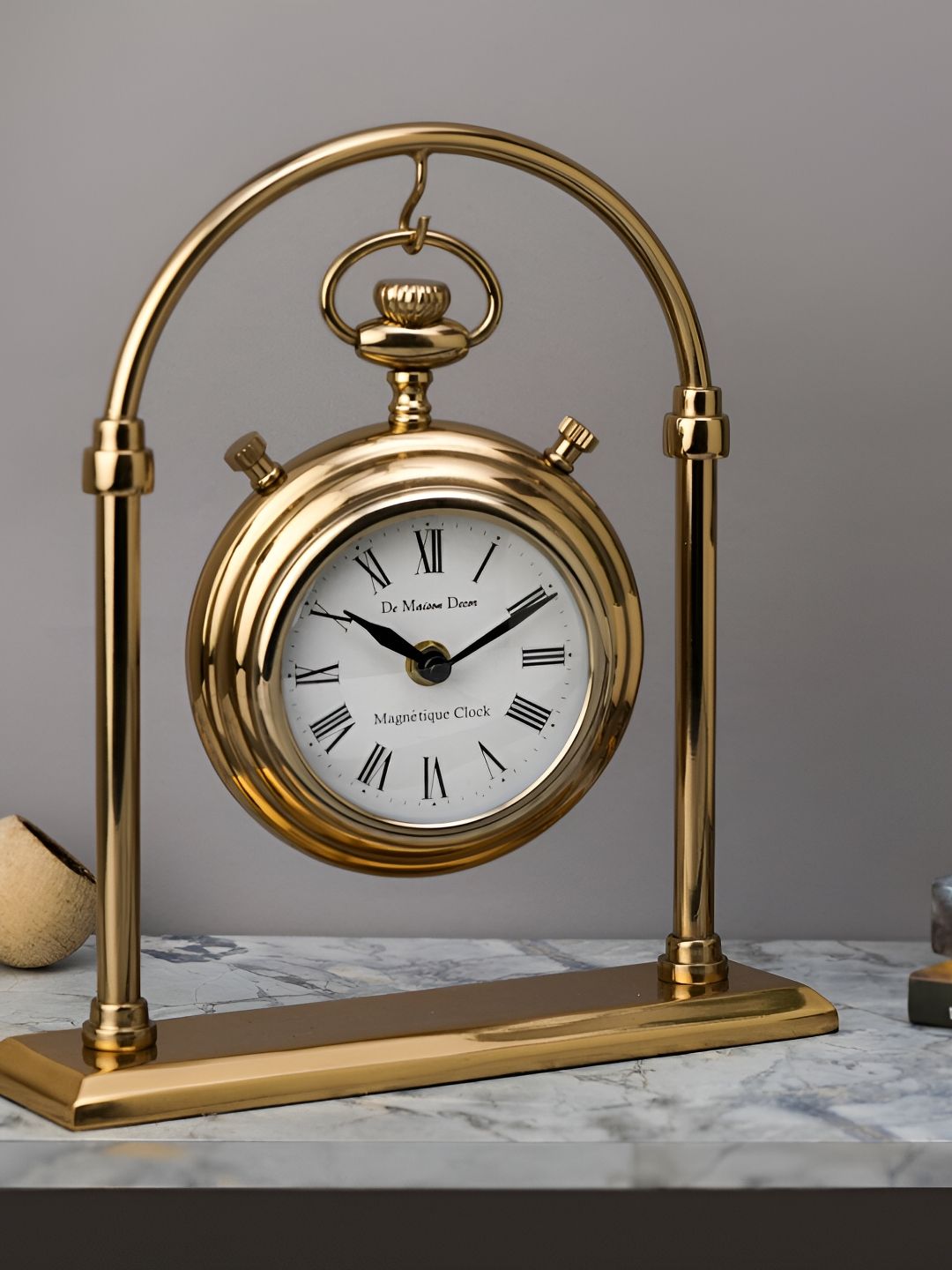 Decor de Maison Gold-Toned Round Metal Alarm Clock-picture-40