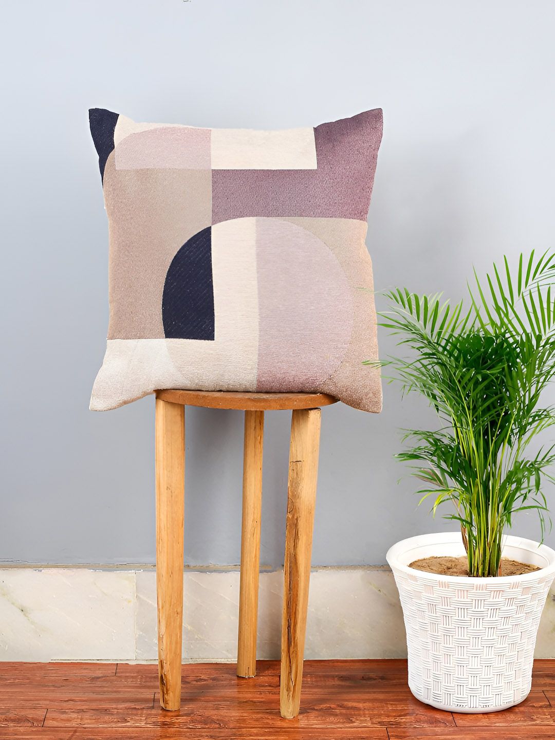 CAZIMO Beige & Black Abstract Jacquard Woven Square Cushion Cover-picture-36