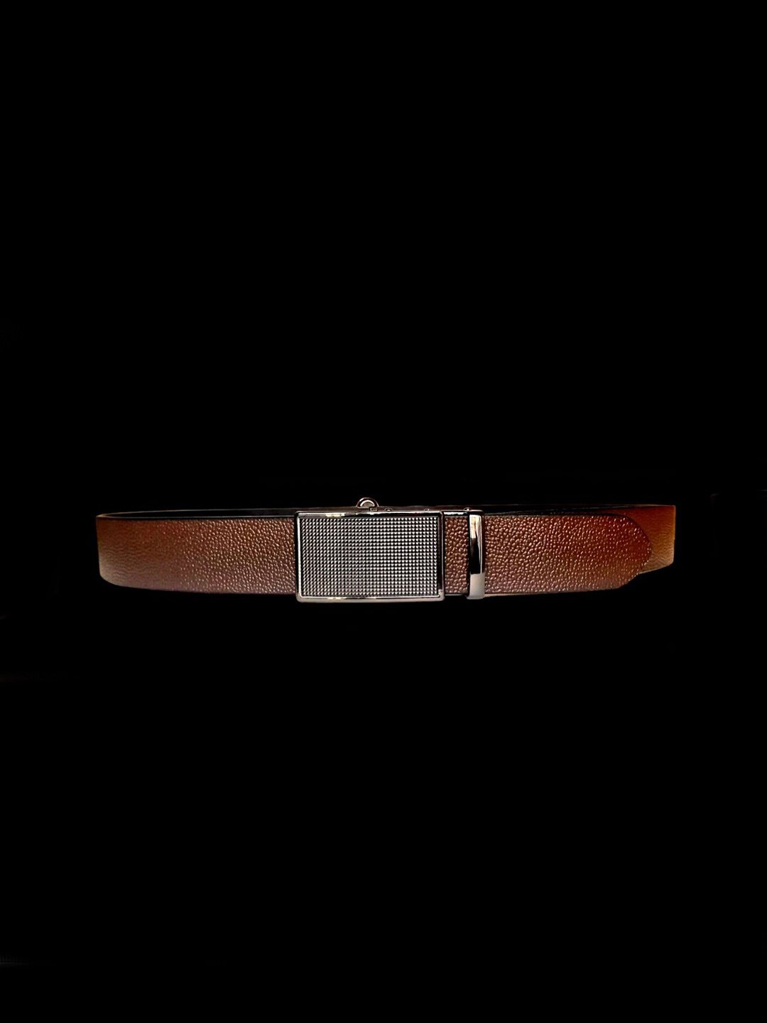 Ultimo Men Textured Leather Reversible Belt-image-2