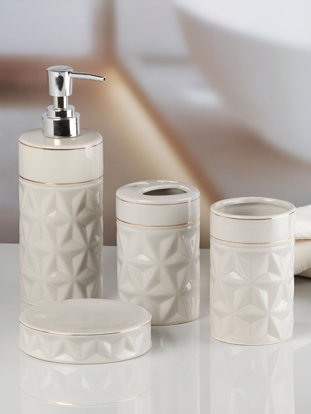Kookee Grey 4 Pieces Ceramic Bath Accessories Set-image-15