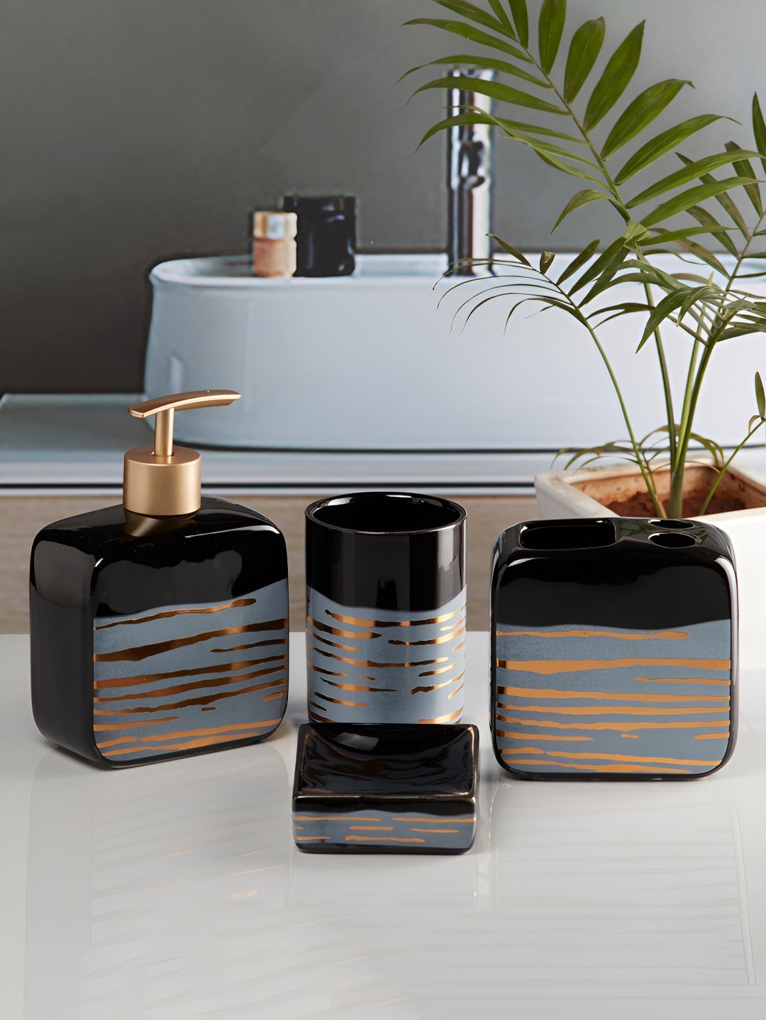 Kookee Black & Blue 4Pcs Abstract Ceramic Bath Accessories Set-picture-29