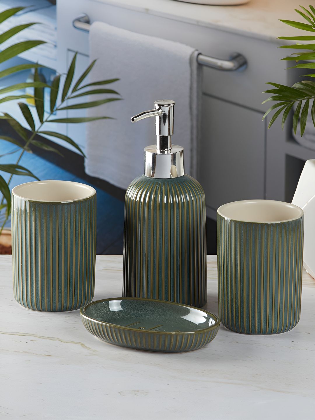 Kookee Green 4 Pieces Striped Ceramic Bath Accessories Set-image-28