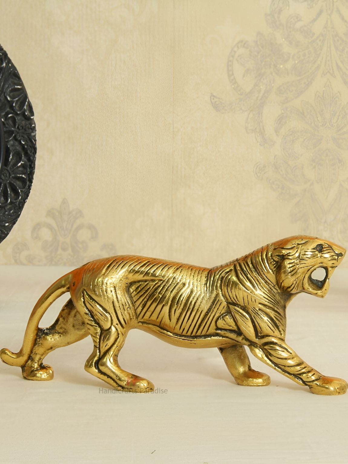 HANDICRAFTS PARADISE Gold-Toned Tiger Metal Showpiece-picture-39