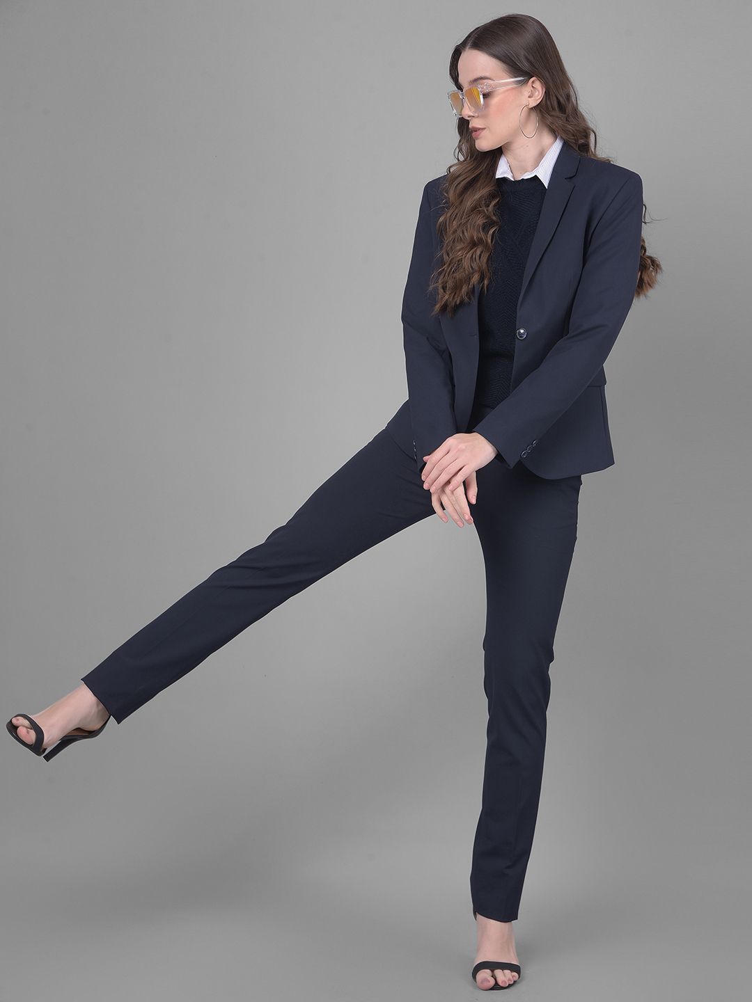 Crimsoune Club Slim Fit Notched Lapel Collar Single Breasted Blazer-image-17