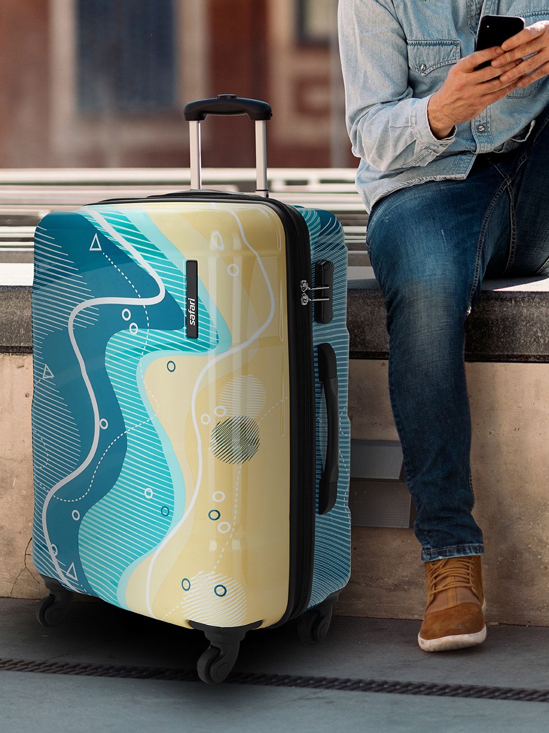 Safari Coastline Printed Poly Carbonate Large Hard Trolley Bag - 77 cm-picture-11