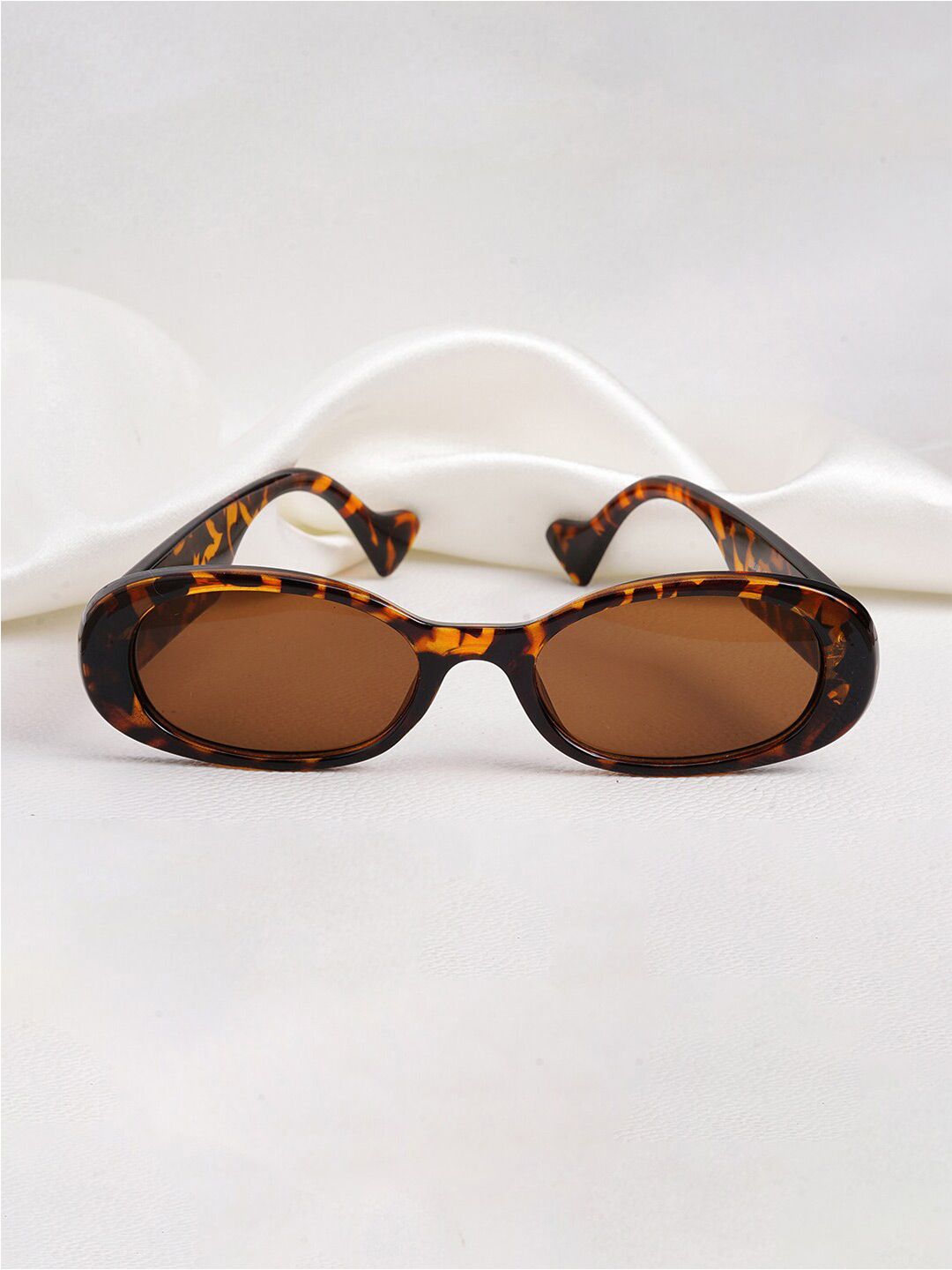 JOKER & WITCH Women Oval Printed Rectangle Sunglasses with UV Protected Lens JWSG122-image-30